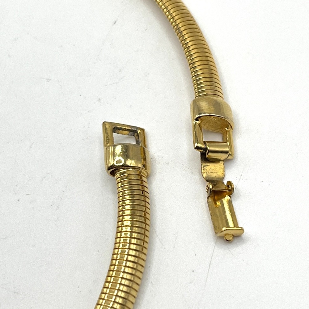 Vintage Gold Tone Omega Choker Necklace Cleopatra 80s Style 17" - Picture 9 of 10